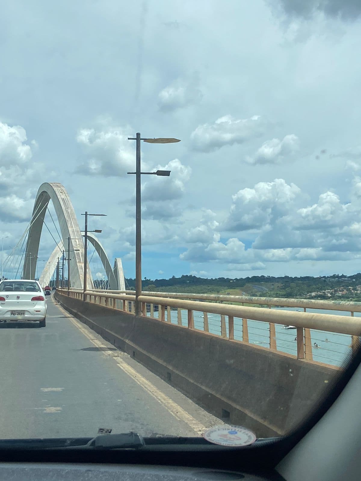 Ponte JK, um dos postais de Brasília